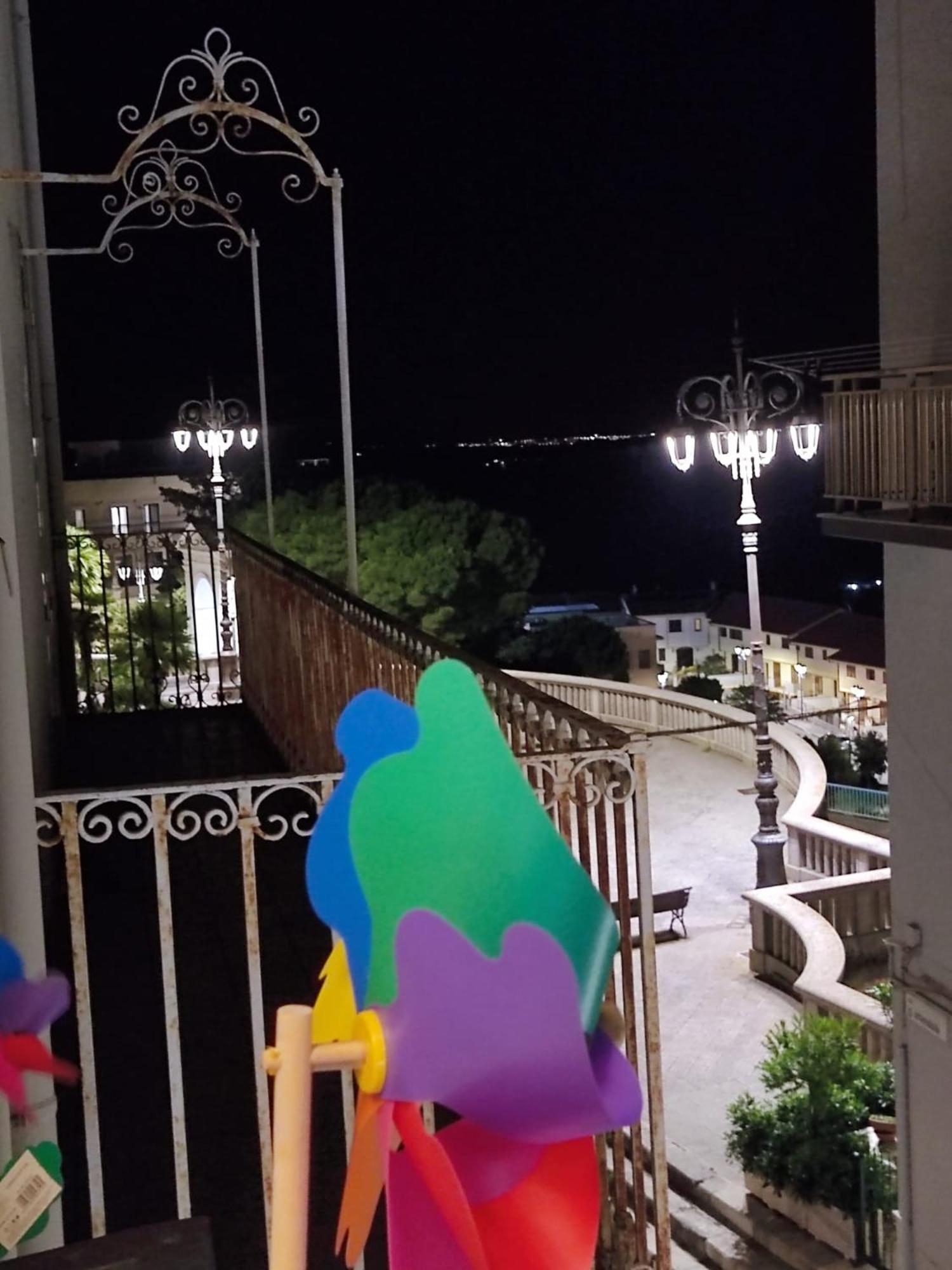 Dimora Storica Alla Rotonda Mottola Exterior foto